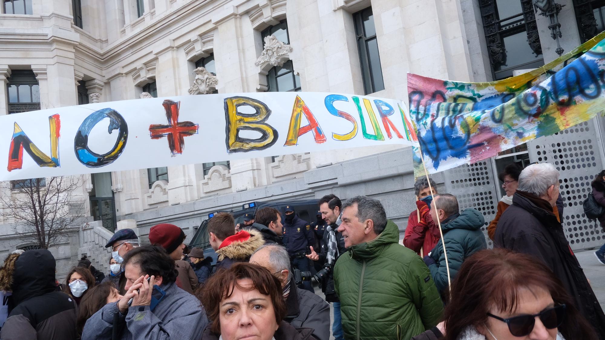 No más basuras Vallekas